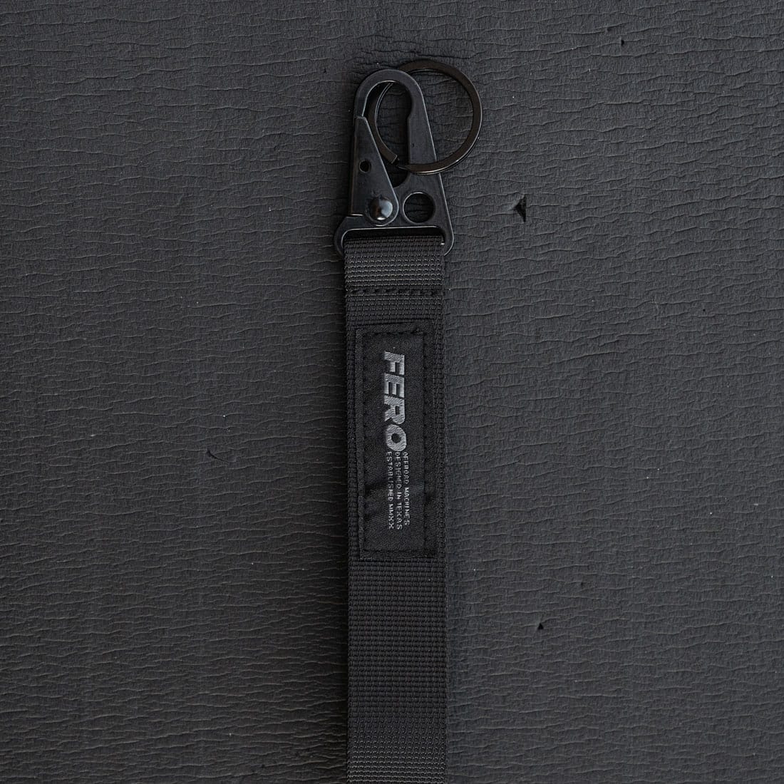 Clash Hook Loop Keychain - Stealth Black