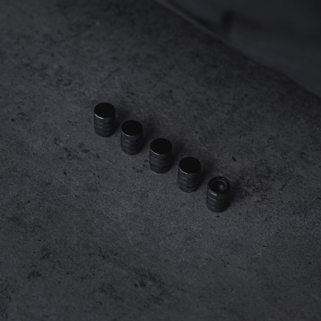 Fero Ti: Titanium Quick Release Double Side Key Clip w/Key Ring